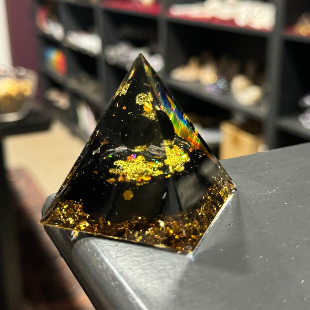 Orgonīts - piramīda B004